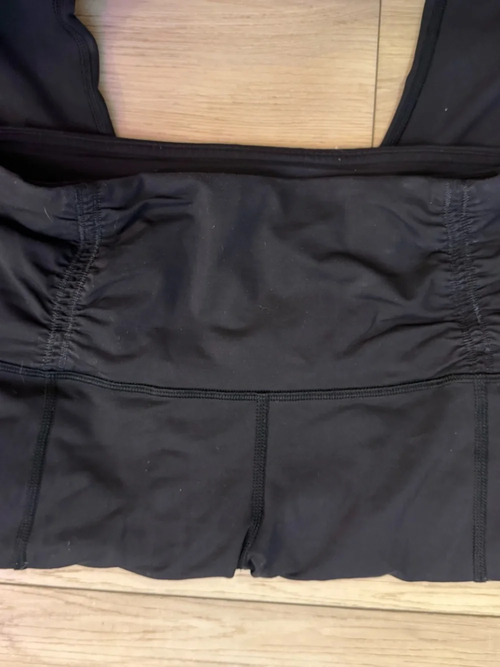Lululemon Black Cropped Zip Leggings Ruched Waist Size 6